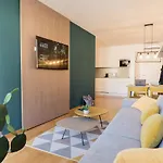 Cooper L Mavik Loft & Apartamento