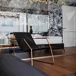 Cooper L Mavik Loft & * Bozen