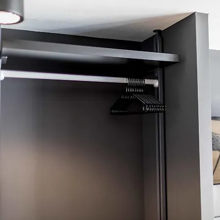 Daire Cooper L Mavik Loft & *