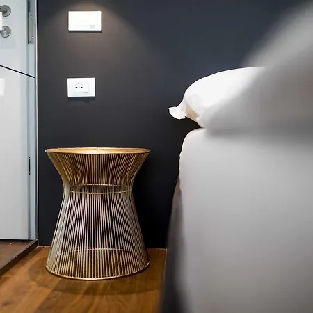 Cooper L Mavik Loft & *