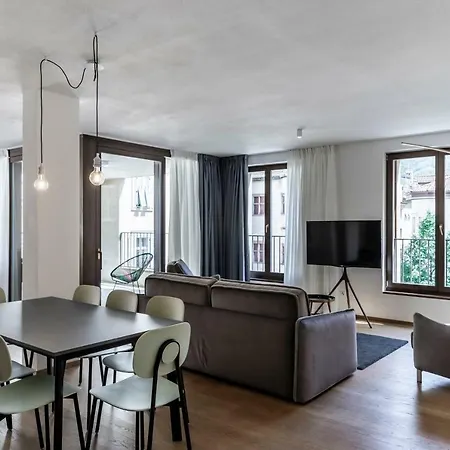 Cooper L Mavik Loft & Apartamento