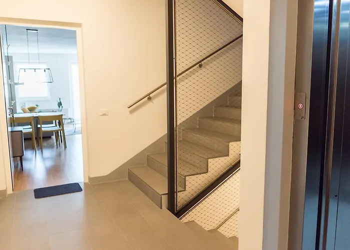 Cooper L Mavik Loft &