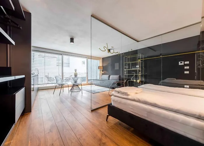 Daire Cooper L Mavik Loft & Bolzano