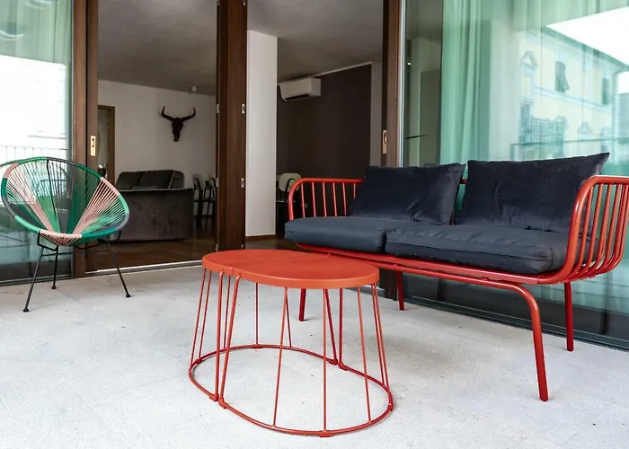 Cooper L Mavik Loft &